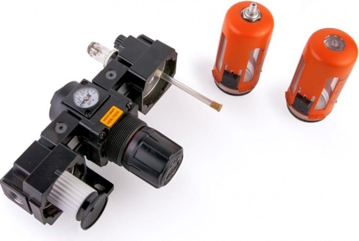 Блок подготовки воздуха WiederKraft WDK-70230 резьба 3/8" (до 1500л/мин), фильтр 5 мк