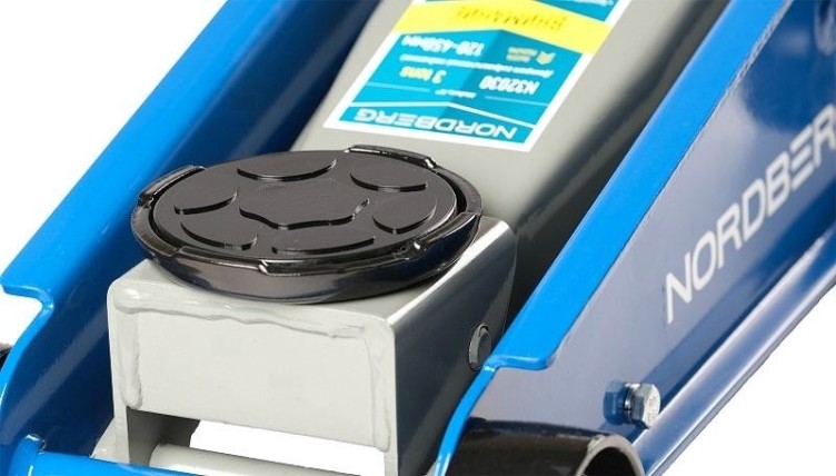 Домкрат подкатной NORDBERG N32030 с резиновой насадкой (3,0 т - 120/450 мм) [ЦБ-00012274]