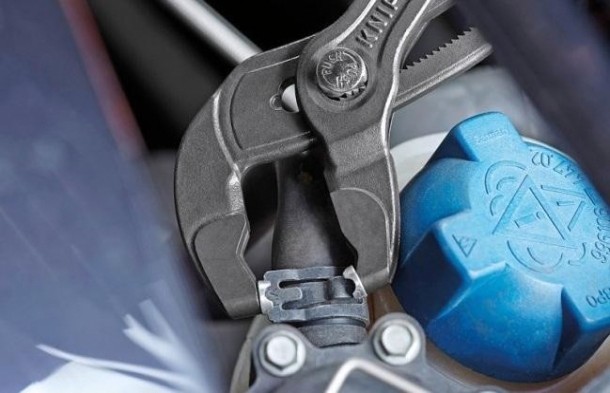 Клещи переставные KNIPEX для пружинных хомутов 8551180A 180 мм [KN-8551180A]