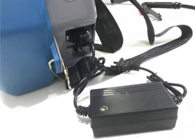 Опрыскиватель аккумуляторный HYUNDAI HYSP 1612