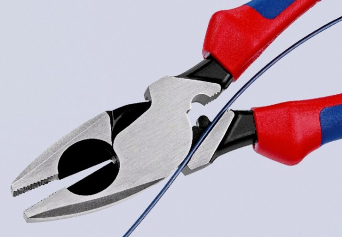 Плоскогубцы KNIPEX KN-0912240SB Lineman's электромонтажные, зона обжима, 240 мм