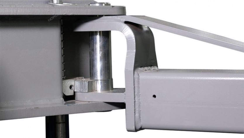 Подъемник автомобильный NORDBERG N4122АE-5B двухстоечный, с нижн.синхрон. 5 т (380В) [ЦБ-00009610]