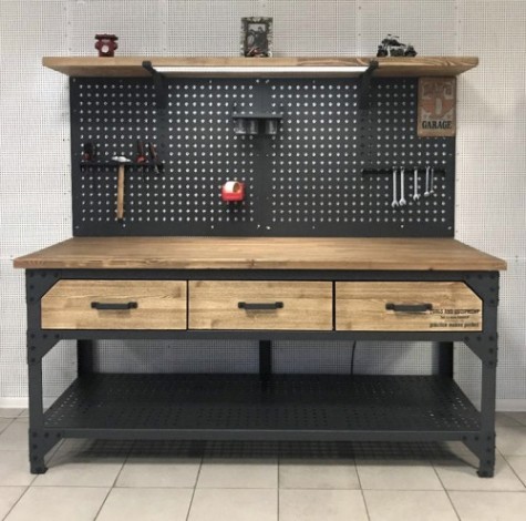 Полка с подсветкой 6,5ft DAD's Garage® СОРОКИН 35.882