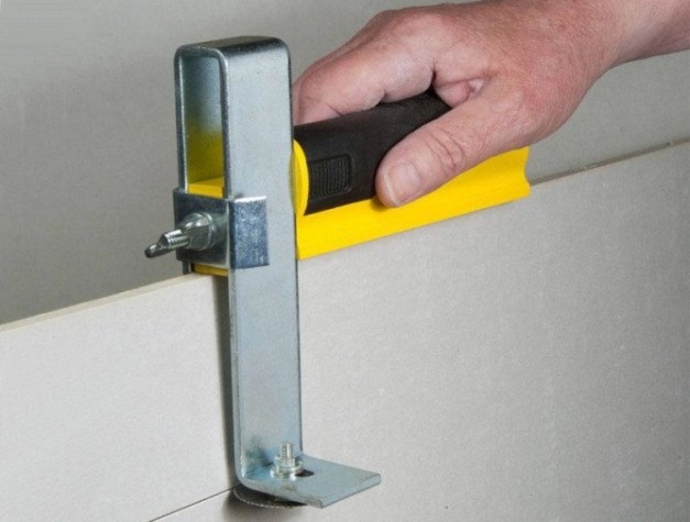 Рейсмус-резак для гипсокартона STANLEY DRYWALL STRIPPER STHT1-16069 [STHT1-16069]