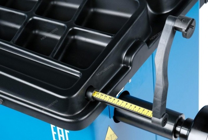 Станок балансировочный NORDBERG 4523 с автоматическим вводом 2-х параметров, 220 В [ЦБ-00017110]