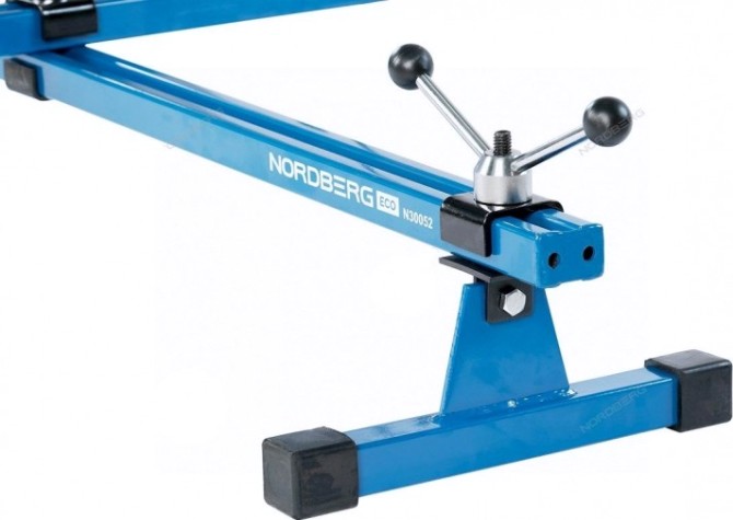 Стенд для вывешивания двигателя NORDBERG N30052 500кг, с поперечной штангой, l=170см [ЦБ-0008606]