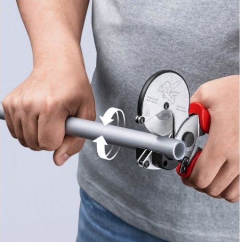 Труборез KNIPEX KN-902525 для композитных пластиковых труб (d 26 мм)
